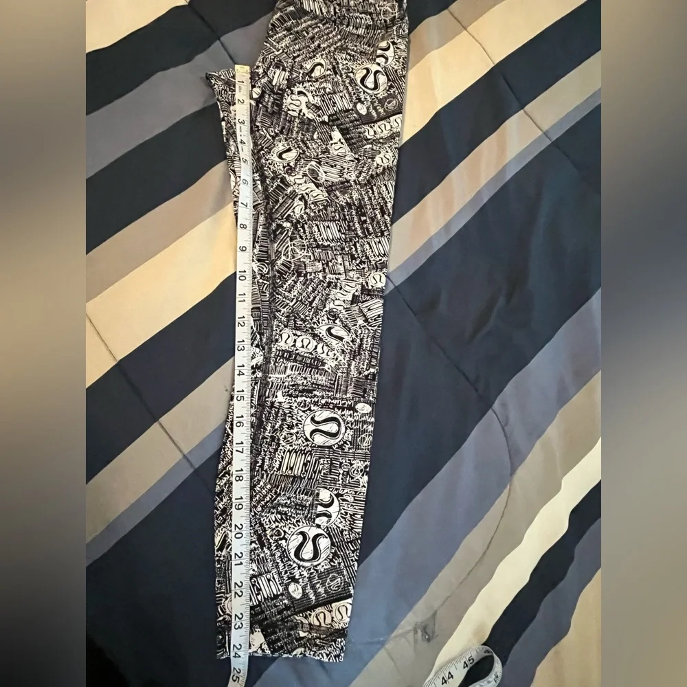 🍋 LIKE NEW Lululemon Wunder Train 25” - Tear It Up Alpine White/Black - Sz 6 - Picture 13 of 14